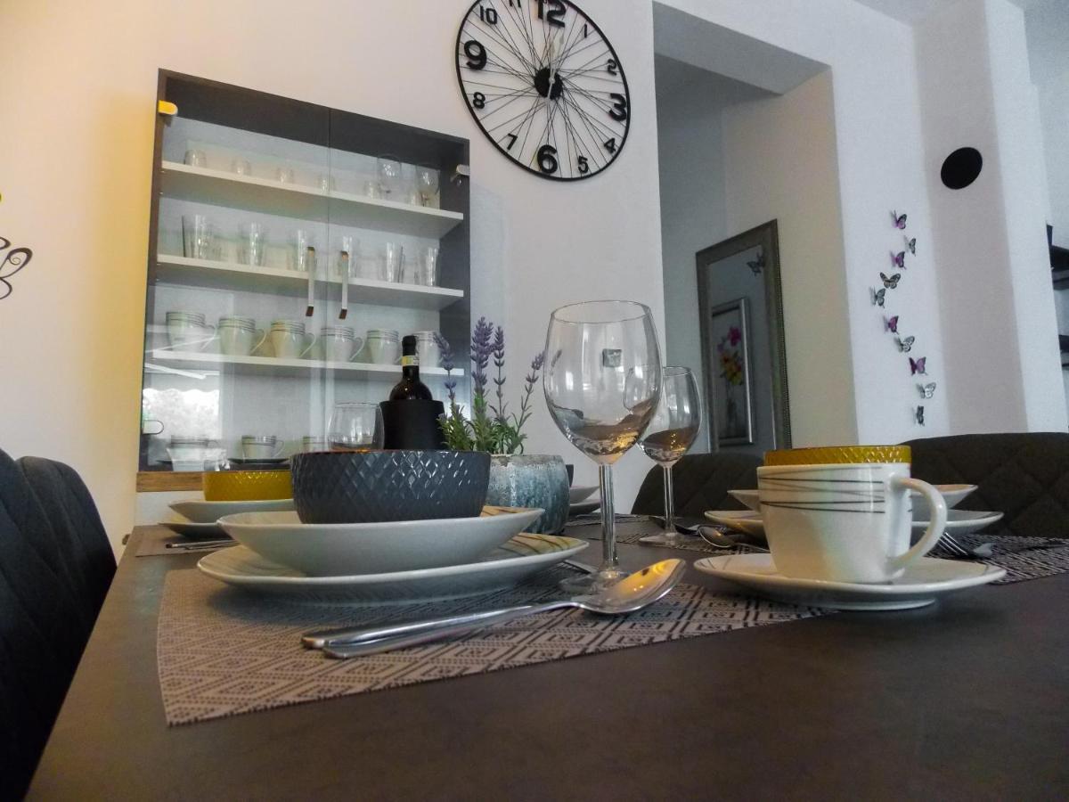 Apartman Bamboo Nin Esterno foto