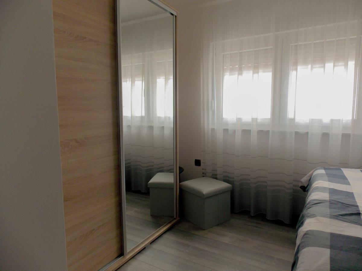 Apartman Bamboo Nin Esterno foto