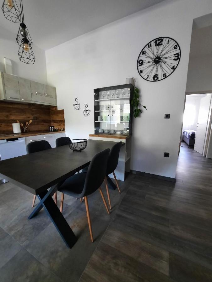 Apartman Bamboo Nin Esterno foto